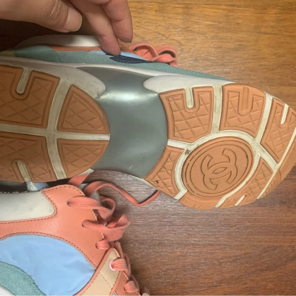 Chanel coral blue sneakers - Picture 14 of 15
